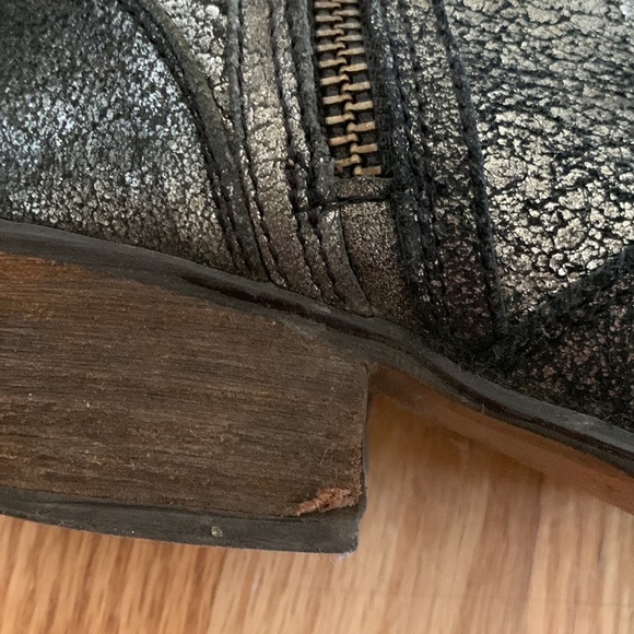 Silver leather Chelsea boots- Steve Madden - Picture 8 of 9